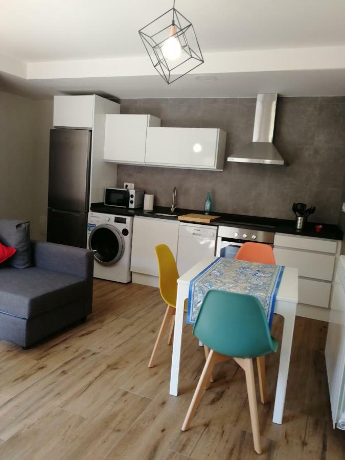 Apartamentos La Reunion 카마레나 데 라 시에라 외부 사진
