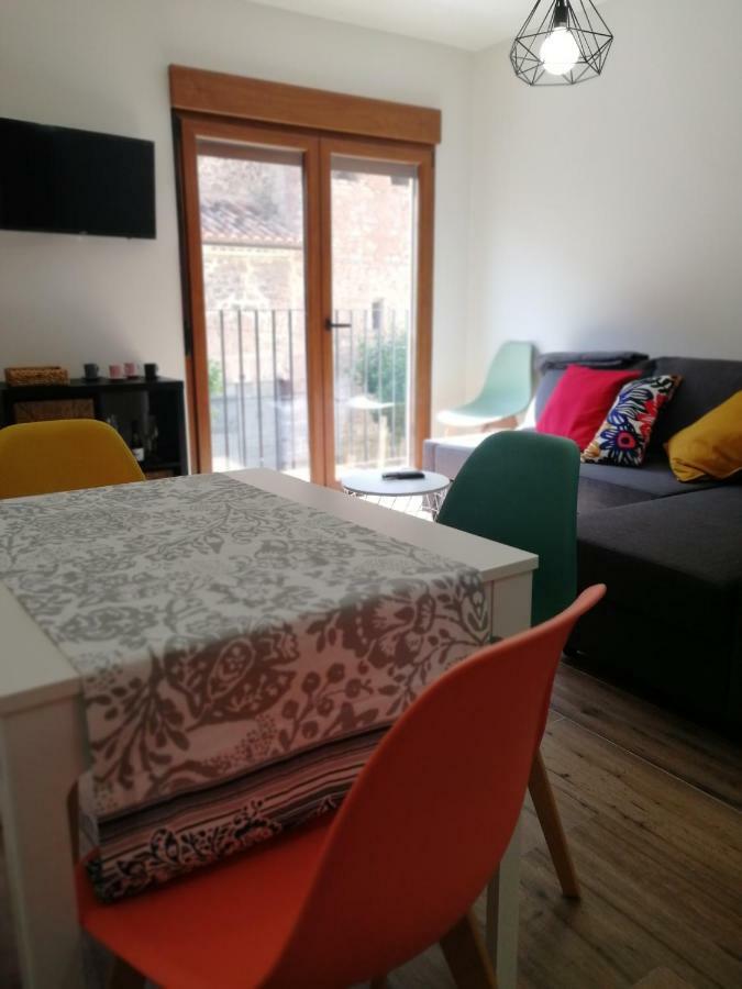 Apartamentos La Reunion 카마레나 데 라 시에라 외부 사진