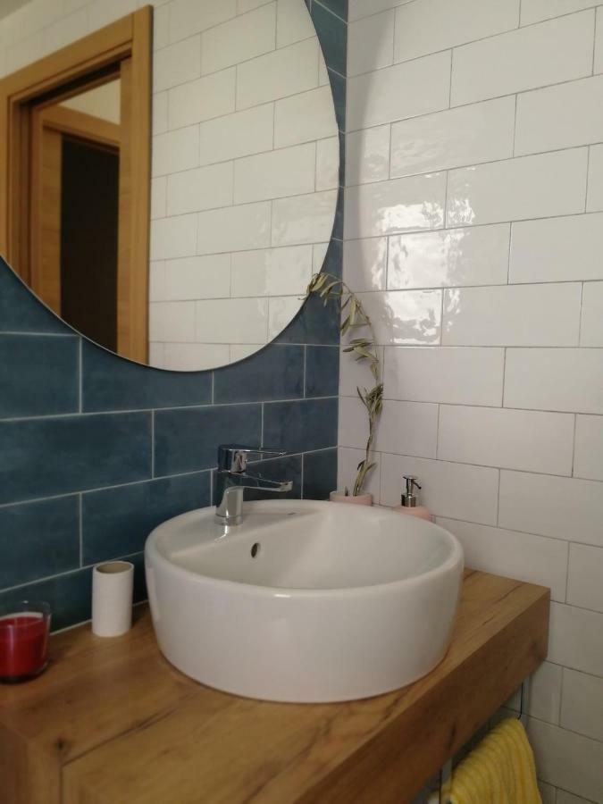 Apartamentos La Reunion 카마레나 데 라 시에라 외부 사진